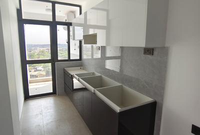 2 Bed Apartment with Gym in Kilimani - 3