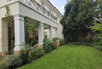 4 Bed Townhouse with En Suite at Shanzu Road.