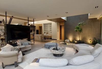 5 Bed Townhouse with En Suite in Lavington