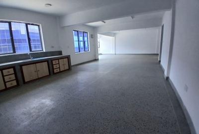 7,607 ft² Warehouse with Backup Generator in Mlolongo - 2