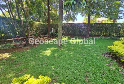 4 Bed House with En Suite in Runda