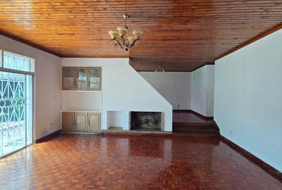 4 Bed House with En Suite at Loresho - 2