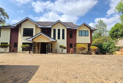 4 Bed House with En Suite in Runda