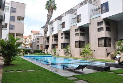 Serviced 3 Bed Apartment with En Suite in Lavington