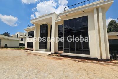 5 Bed House with En Suite in Loresho
