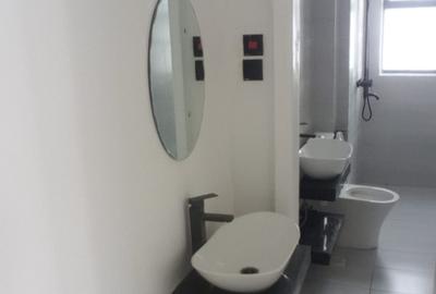 Serviced 2 Bed Apartment with En Suite in Kitisuru - 4