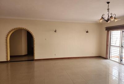 3 Bed Apartment with En Suite at Rhapta Road - 4