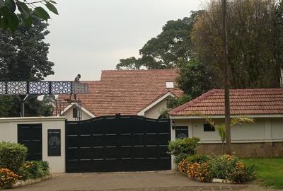 4 Bed House with En Suite in Tigoni