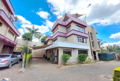 5 Bed Townhouse with En Suite at Nairobi