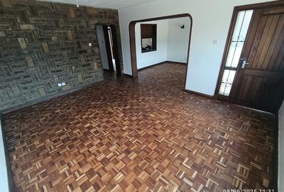 4 Bed Townhouse with En Suite in Kilimani - 2