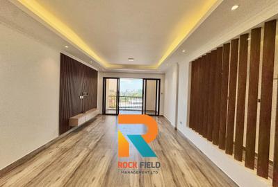 2 Bed Apartment with En Suite in Brookside - 3