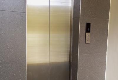 4 Bed Apartment with En Suite at Beach Road - 2