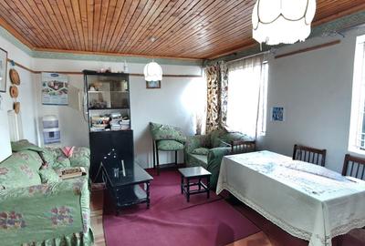 3 Bed House with Garden in Donholm - 3