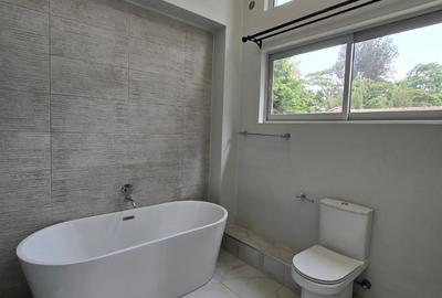 5 Bed House with En Suite at Redhil Road