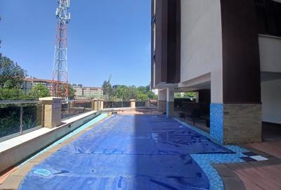 3 Bed Apartment with En Suite at Riverside Drive - 4