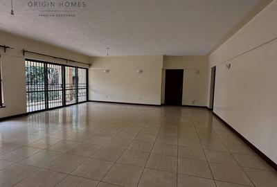 4 Bed Apartment with En Suite at Brookside Drive