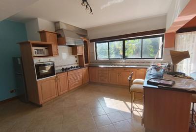 2 Bed House with En Suite in Nyari - 4