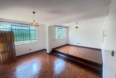 4 Bed Townhouse with En Suite in Lavington