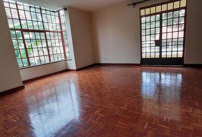 4 Bed Townhouse with En Suite in Lavington