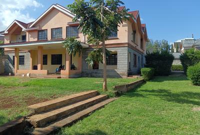 4 Bed House with En Suite at Karen Plains