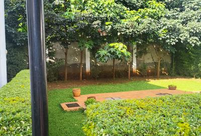 5 Bed House with En Suite at Muthithi