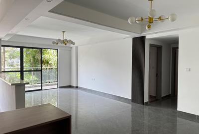 2 Bed Apartment with En Suite in Riverside