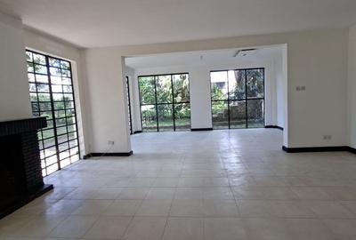 4 Bed Townhouse with En Suite in Lavington - 2