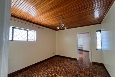 4 Bed Townhouse with En Suite at Brookside - 3