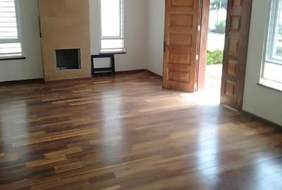 5 Bed Townhouse with En Suite at Amboseli Rd - 3