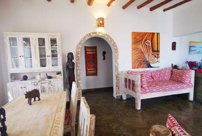 4 Bed Villa with En Suite in Watamu