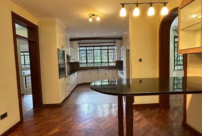 4 Bed House with En Suite at Kerarapon - 3