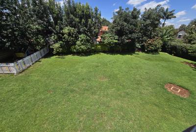 4 Bed House with En Suite in Runda - 2