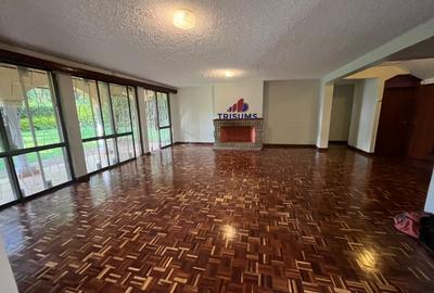 5 Bed House with En Suite in Kitisuru