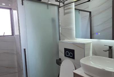 3 Bed Apartment with En Suite in Parklands - 4