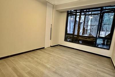 3 Bed Apartment with Gym in Kilimani