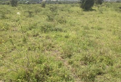 Land in Kitengela - 4