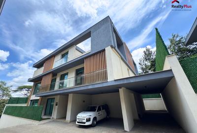 5 Bed Villa with En Suite in Lavington - 2