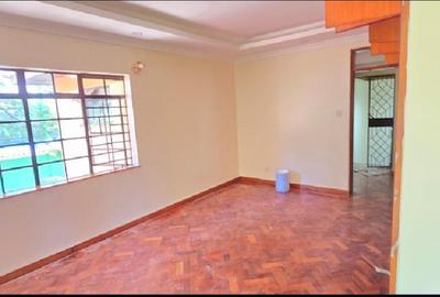 4 Bed Townhouse with En Suite in Lavington - 3