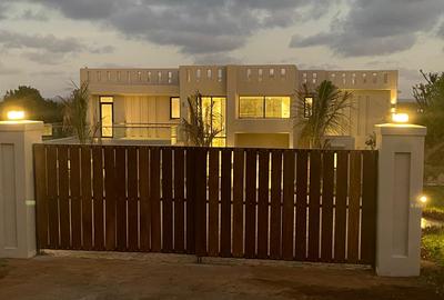 4 Bed House with En Suite in Vipingo - 3