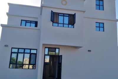 3 Bed Townhouse with En Suite at Galu Kinondo