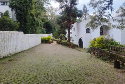 7 Bed House with En Suite at Muthaiga