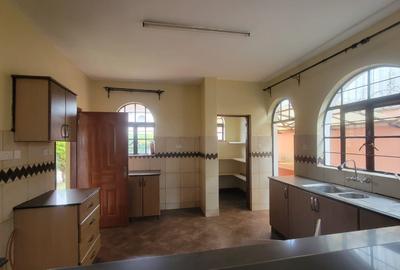 4 Bed House with En Suite in Kiambu Road - 4