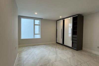3 Bed Apartment with En Suite in Rhapta Road - 4