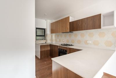 1 Bed Apartment with Swimming Pool at Two Rivers - 4