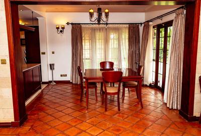 4 Bed House with En Suite at Windsor - 4