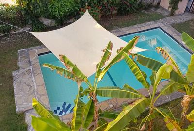 5 Bed Villa with En Suite at Bamburi