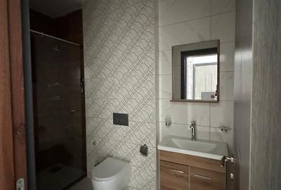 1 Bed Apartment with En Suite at Valley Arcade - 4