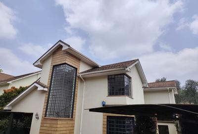 5 Bed Townhouse with Backup Generator in Kitisuru - 2