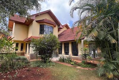 4 Bed House with En Suite in Runda