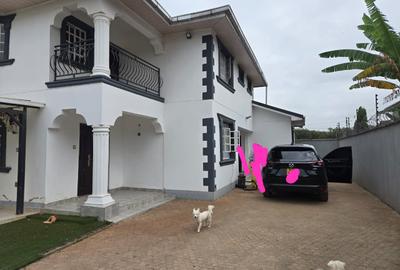 3 Bed Townhouse with En Suite in Syokimau - 3